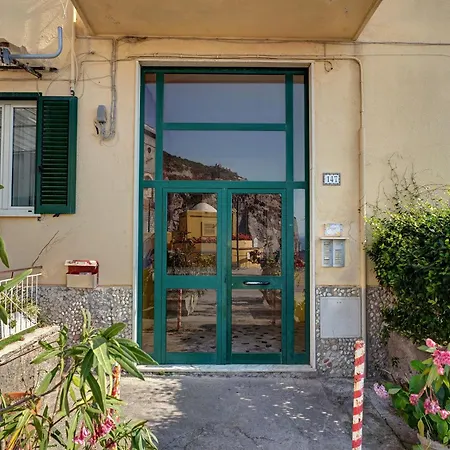 L'ebbrezza Di Mare Apartamento *